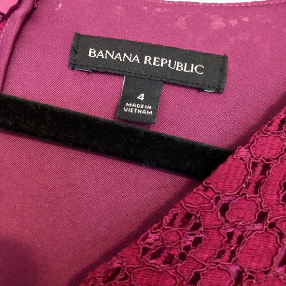 Banana Republic Lace Fluted-Sleeve Dress - Picture 6 of 6